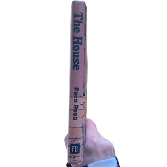 “The House” by Paco Roca. Graphic Novel. Hardcover - Picture 10 of 16